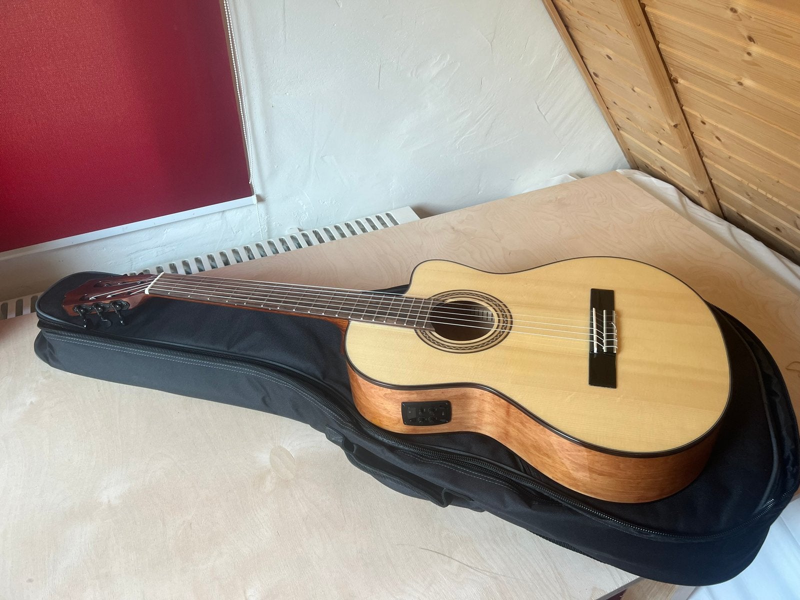 LaMancha Perla Ambar S/63-CER akoestisch versterkte gitaar, Ophalen, Nieuw, Klassieke of Spaanse gitaar