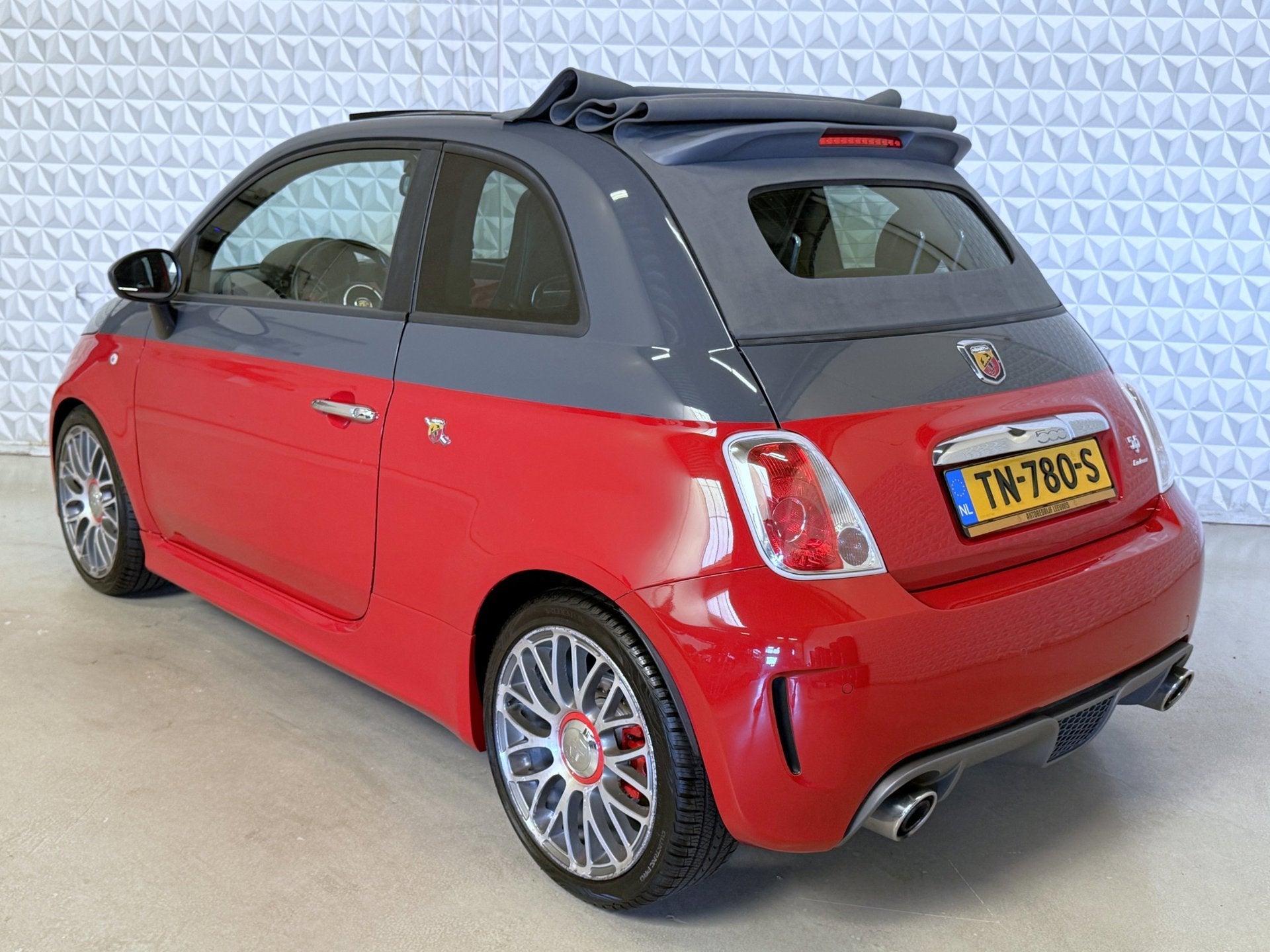 Fiat 500 1.4 T-Jet Abarth Competizione AUTOMAAT CABRIO (2012, Auto's, Euro 5, 15 km/l, Gebruikt, 4 cilinders