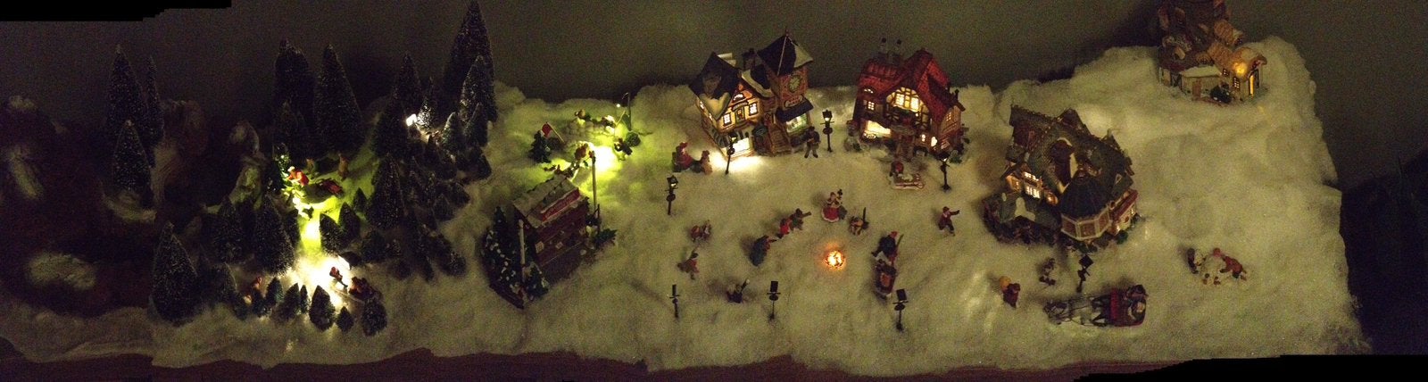 Groot kerstdorp Lemax met skipiste, Ophalen, Gebruikt