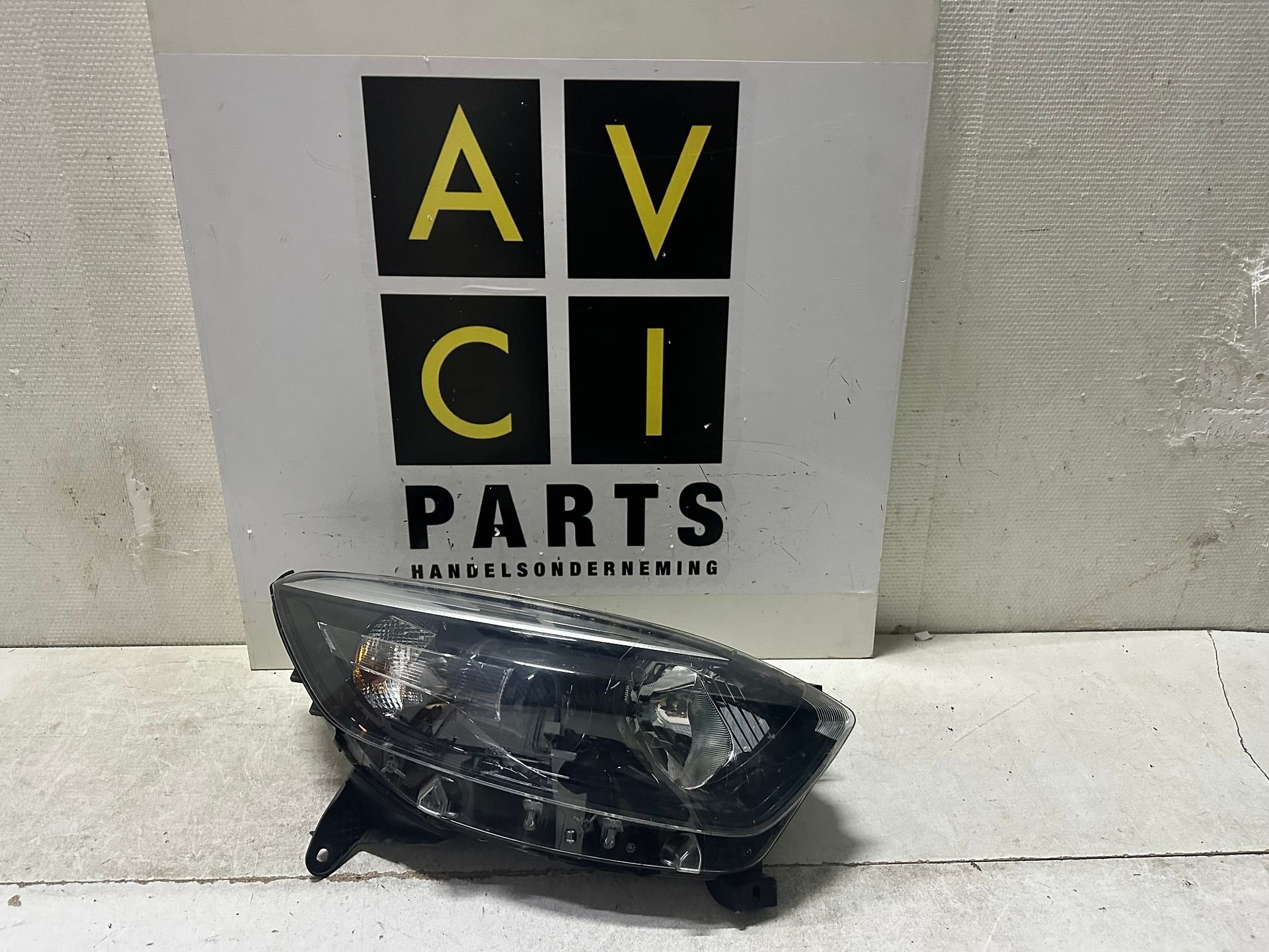 Koplamp Renault Captur H7 260105066R  rechts, Gebruikt, -, Renault, -