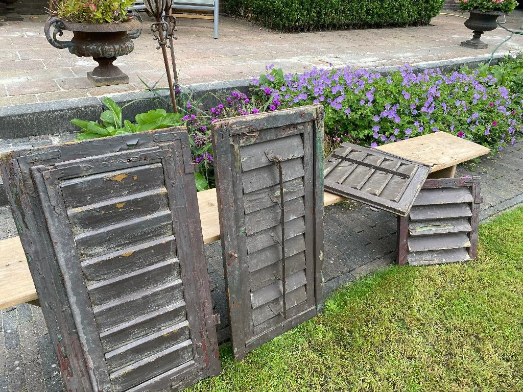 Brocante oude Franse luiken (4 st) met beslag, Ophalen of Verzenden