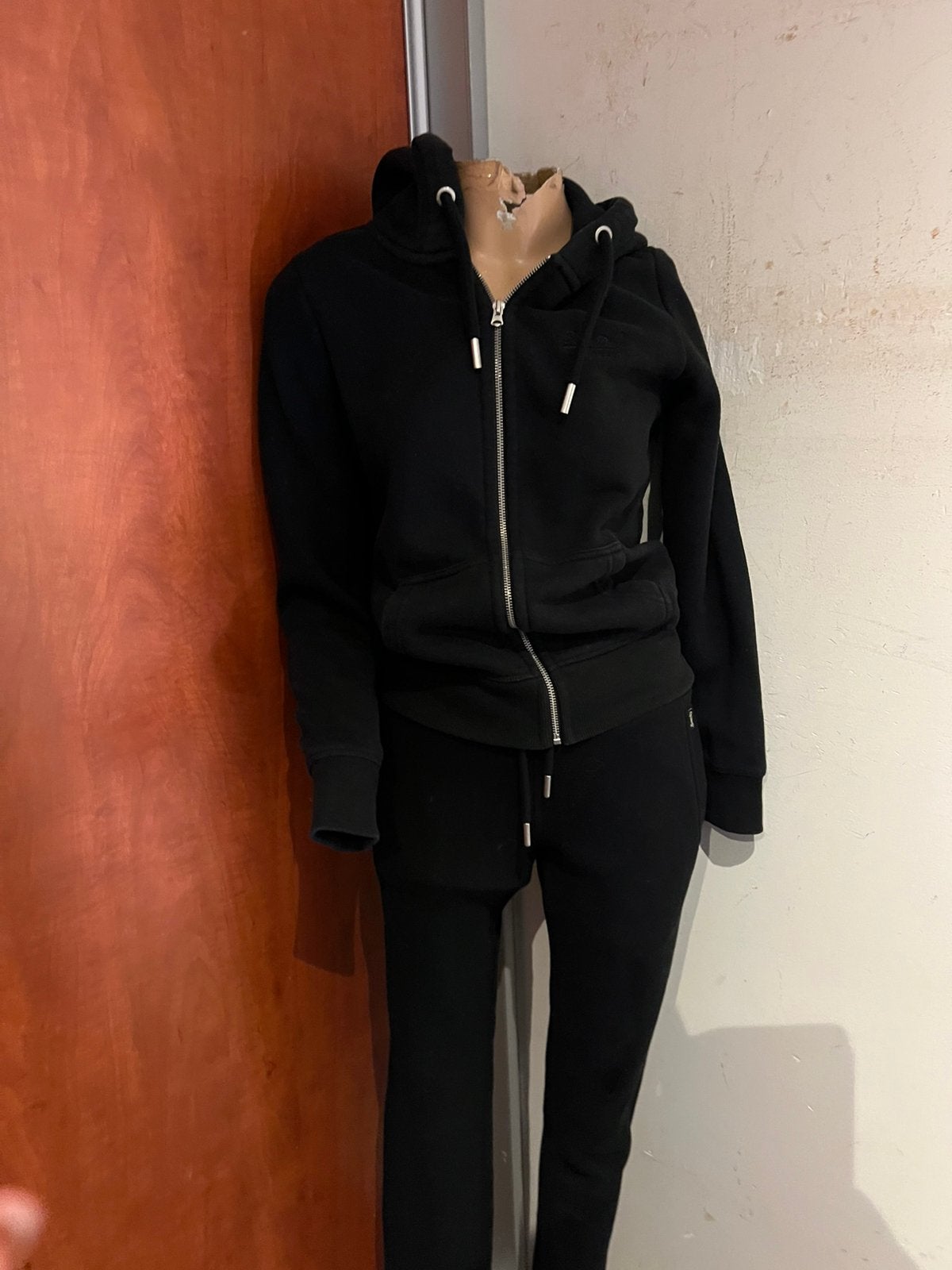 Superdry joggingpak maat s origineel zgan, Superdry, Zwart, Overige typen, Ophalen of Verzenden