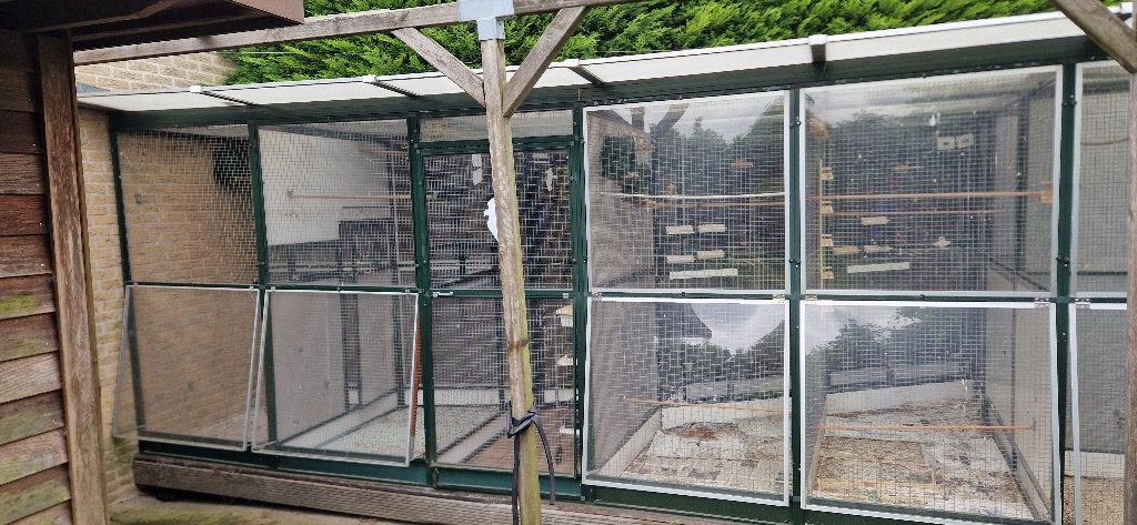 Aluminium tuin volière, Dieren en Toebehoren, Vogels | Hokken en Kooien, Ophalen, Zo goed als nieuw, Aluminium, Volière