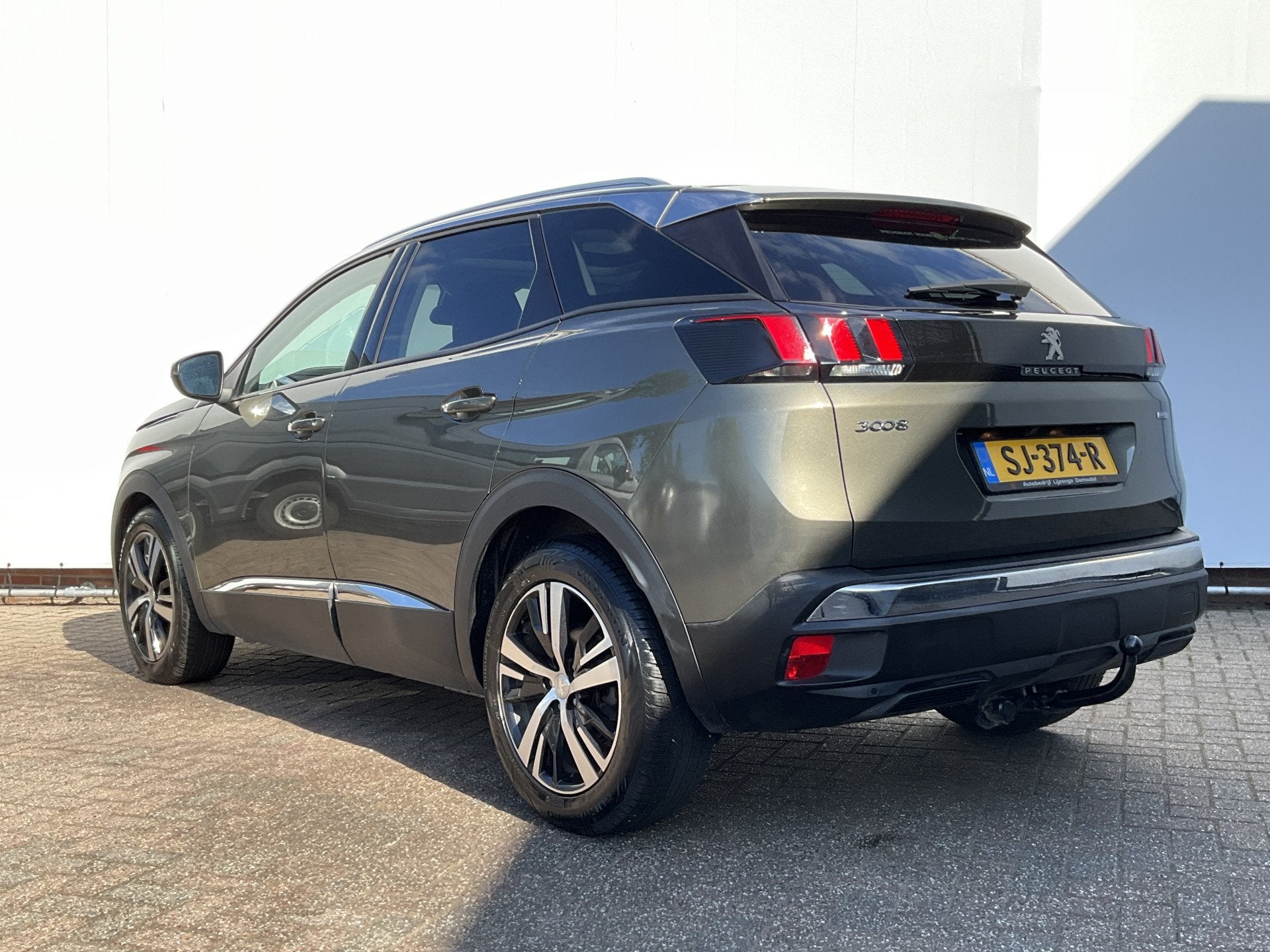 Peugeot 3008 1.2 131pk Allure Automaat Pano Leer Cam Nav Tre, Gebruikt, Euro 6, 1199 cc, 19 km/l