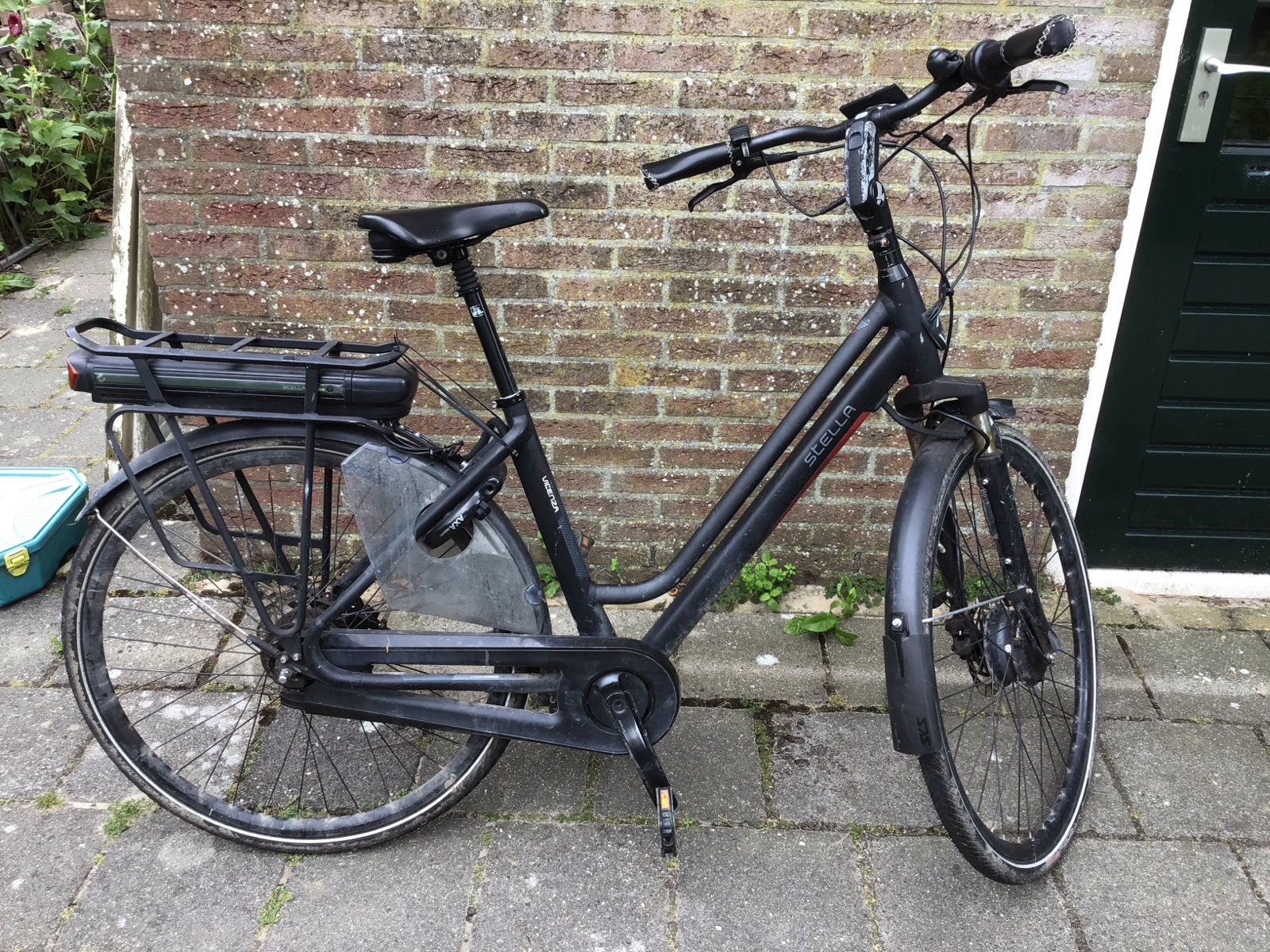 Stella Vicenza onderdelen fiets - accu en bagagedrager defec, Ophalen, Gebruikt