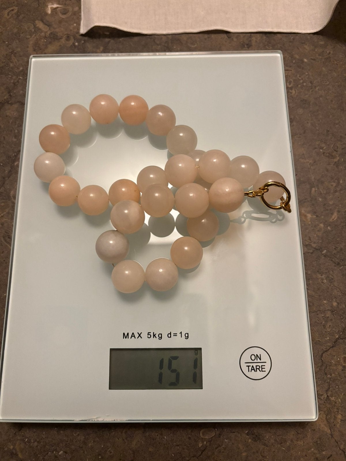 Ketting van perzik kleurige aventurijn, Sieraden, Tassen en Uiterlijk, Kettingen, Ophalen, Zo goed als nieuw, Beige, Steen of Mineraal