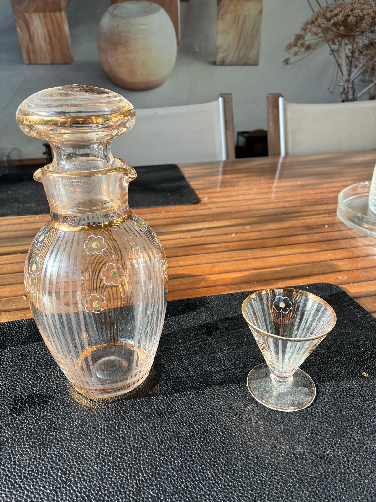 Vintage karaf met glaasje - Goudkleurig bloemmotief, Ophalen