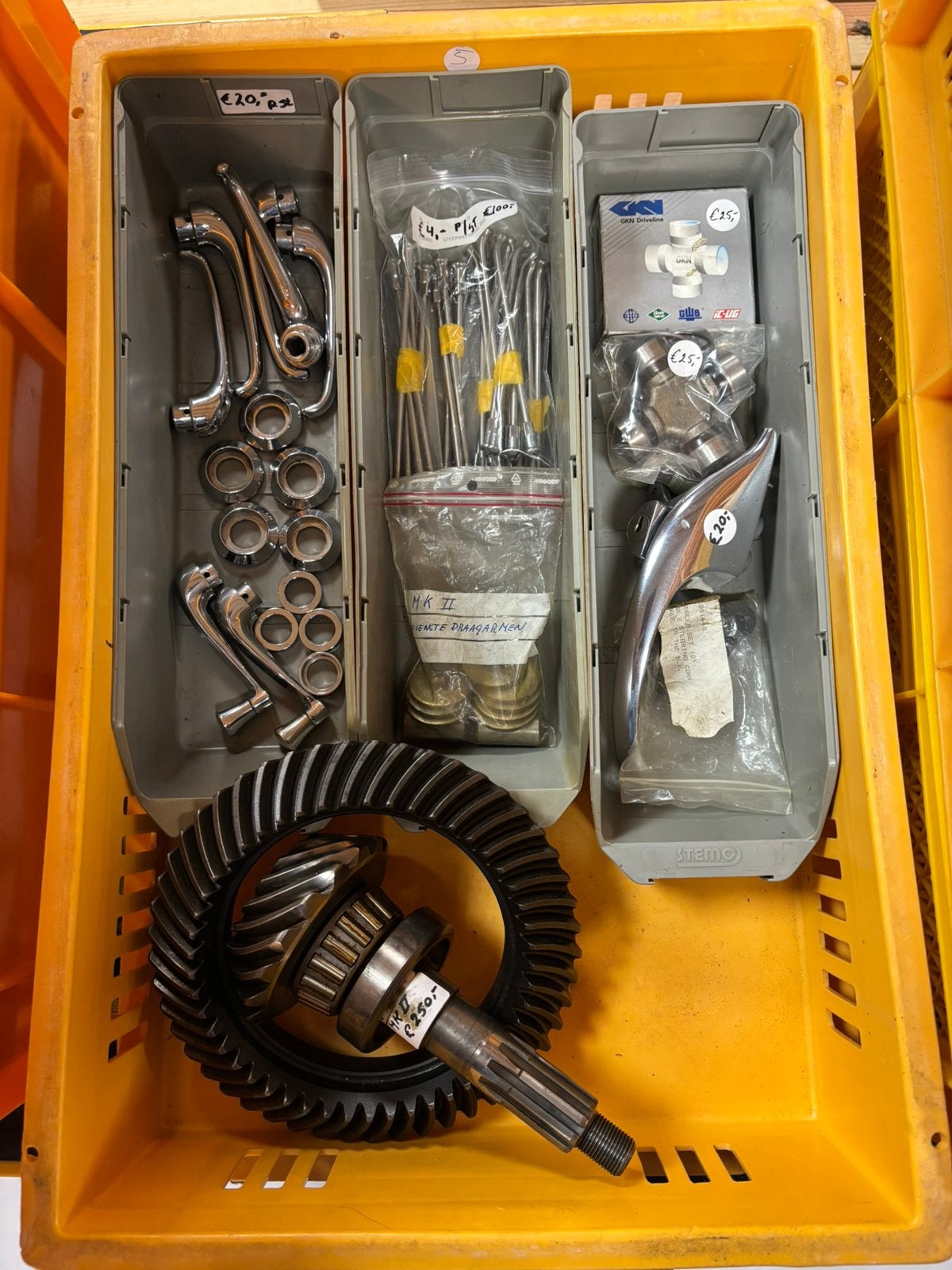 Krat 7 / te koop: oldtimer onderdelen van Jaguar Daimler, Ophalen of Verzenden, Nieuw