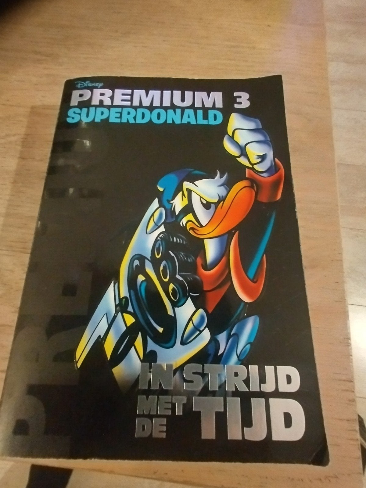 Donald Duck Premium Super Donald nr 3 -, Boeken, Stripboeken, Gelezen, Eén stripboek, Ophalen of Verzenden