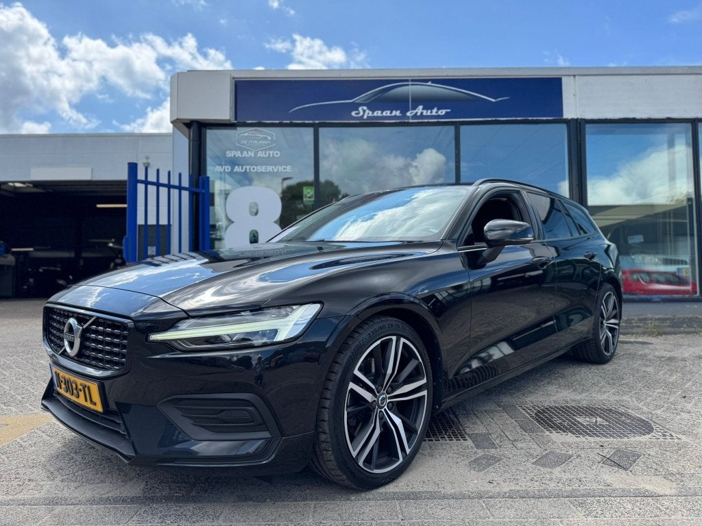 Volvo V60 2.0 B3 R-design Momentum Advantage l Automaat l Le, Automaat, 4 cilinders, 1969 cc, 1634 kg