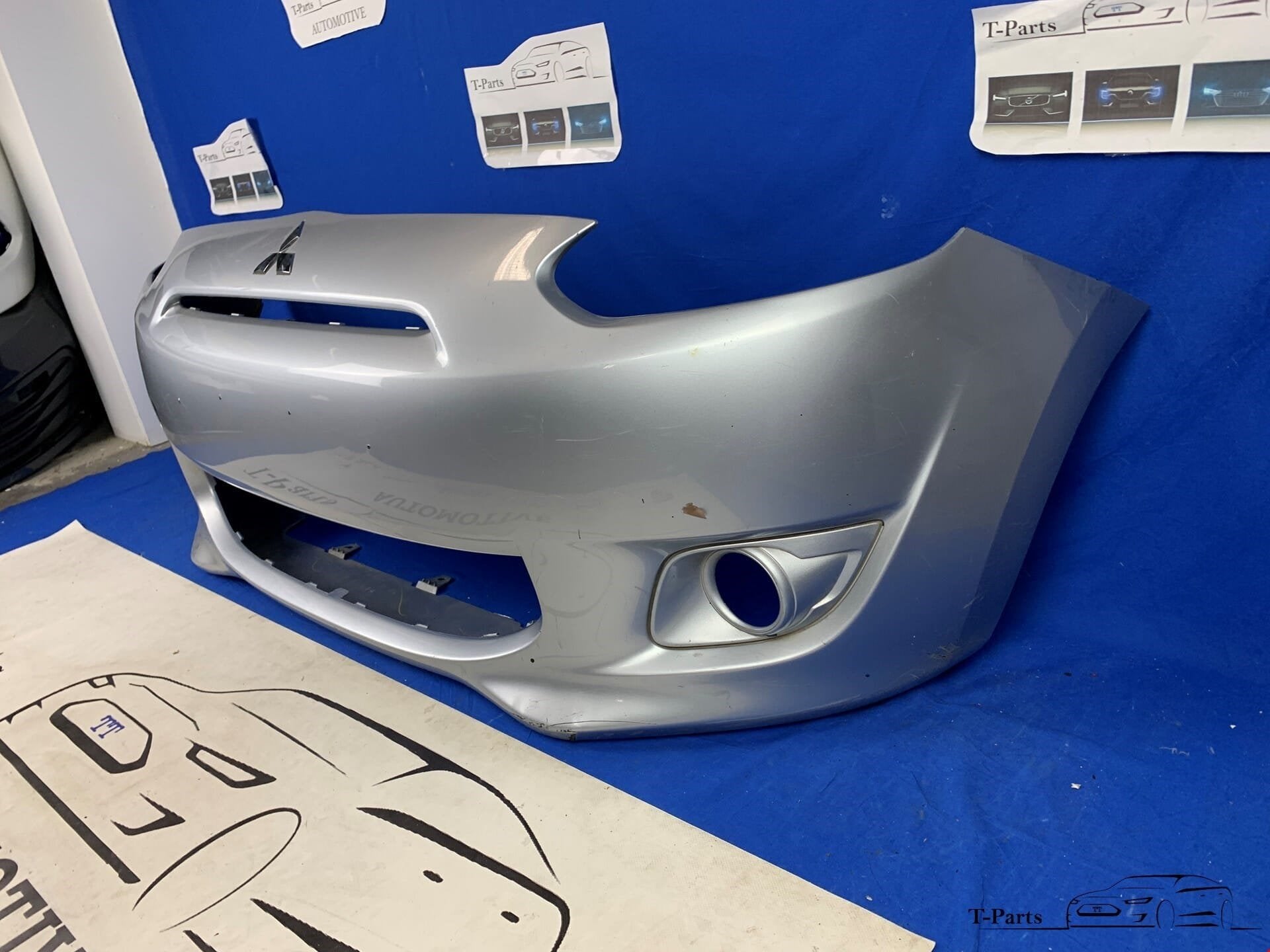 Mitsubishi space star voorbumper bumper 2012+ origineel, Info@fabrikant.eu, Voor, Ophalen of Verzenden, Fabrikantstraat 1
1000 AA  Amsterdam
