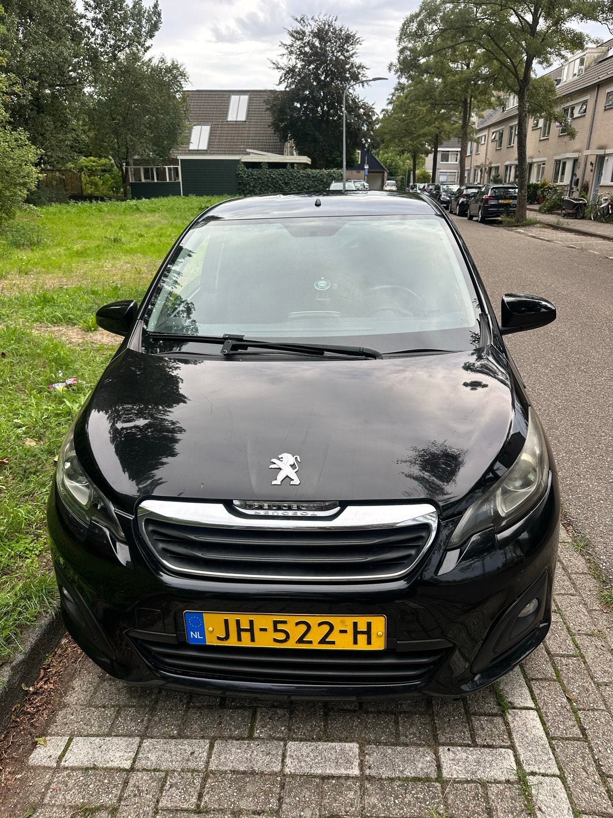 Peugeot 108 1.0 12V E-vti 51KW 5DR 2016 Zwart, Auto's, Voorwielaandrijving, 4 stoelen, Zwart, Origineel Nederlands