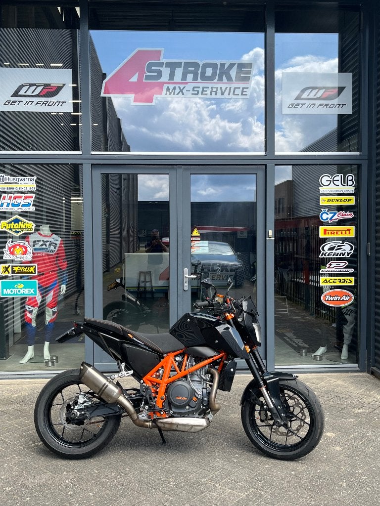 KTM Duke R 690 | Bouwjaar 2016 | 16.800 km, Motoren, Motoren | KTM, Bedrijf, Naked bike, meer dan 35 kW, 1 cilinder, Sportuitlaat