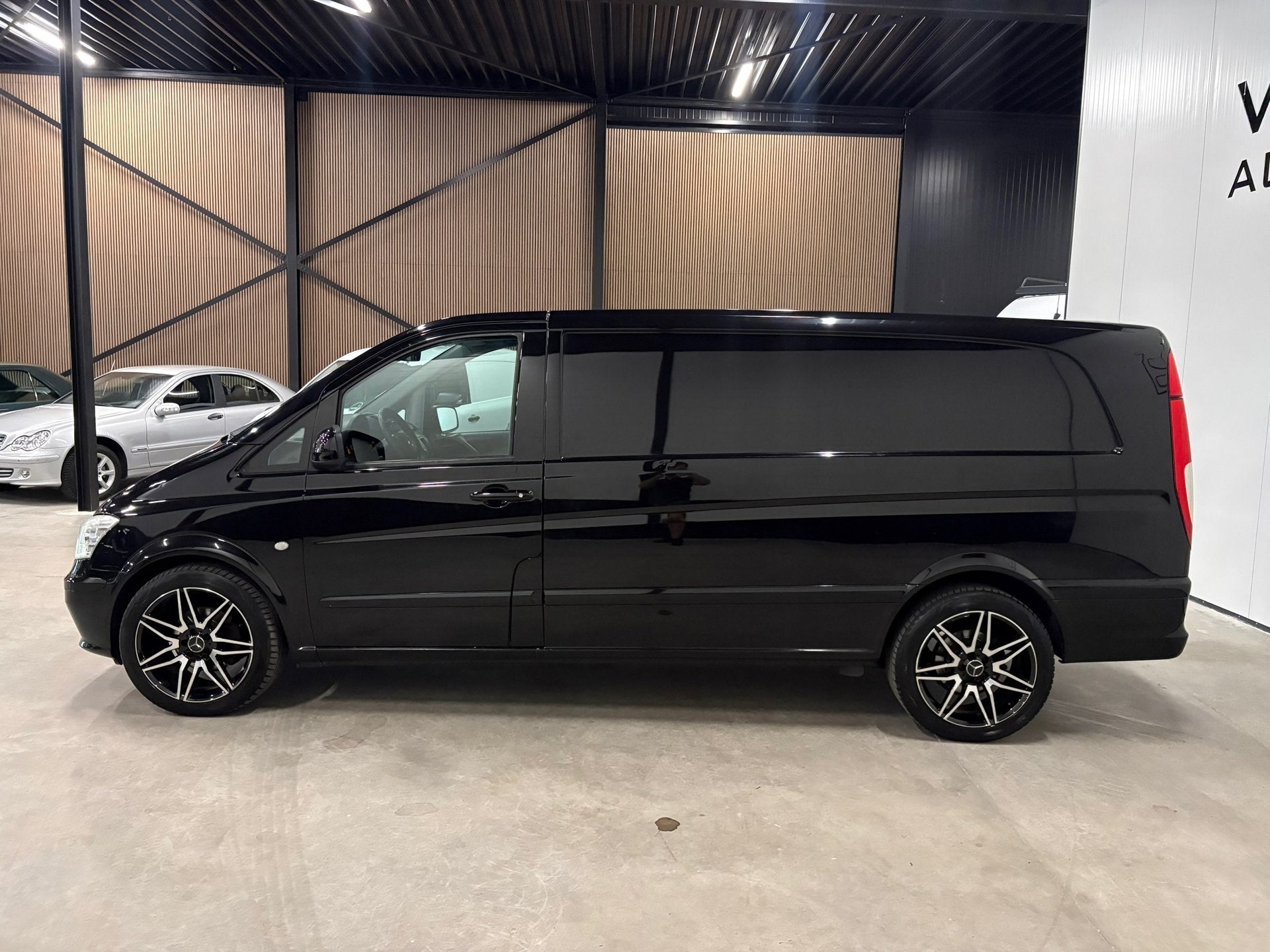 Mercedes-Benz Vito 122 CDI V6 Extra Lang Automaat Marge, Auto's, Bestelauto's, Automaat, Euro 5, Gebruikt, Zwart