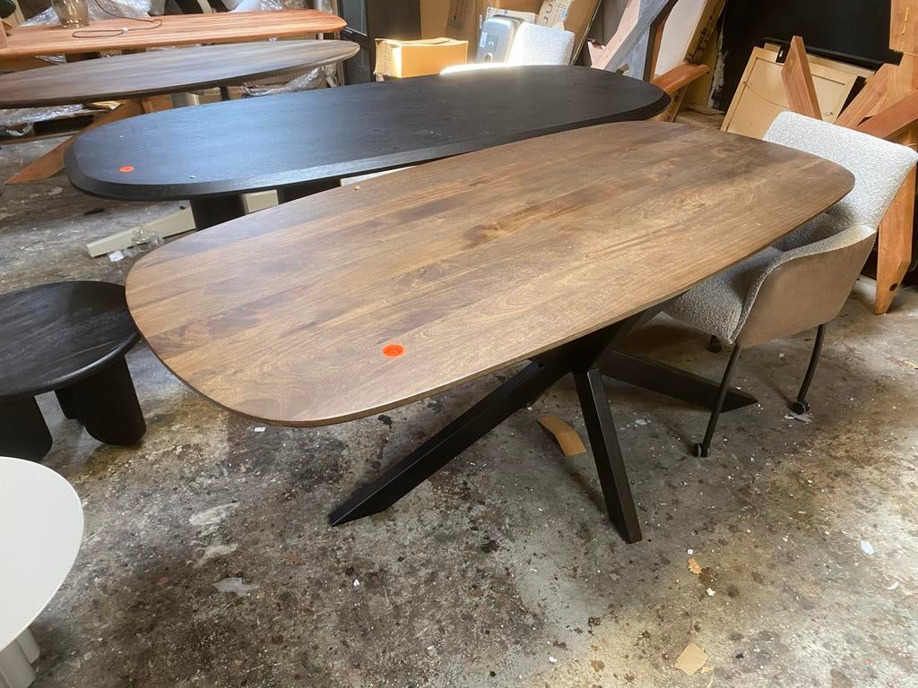 Deens Ovale Eettafel 180x90 cm massief mangohout