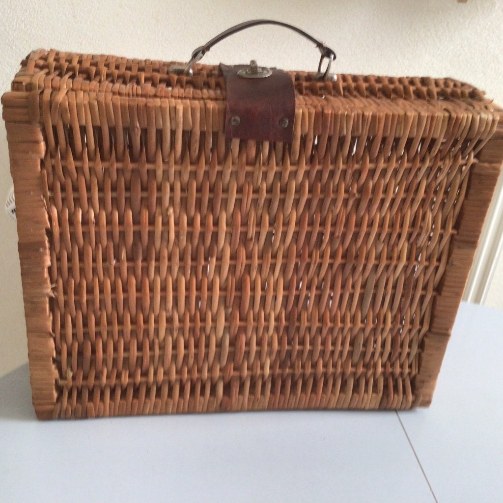 Vintage rotan, rieten koffertje, tas, Ophalen, Overige materialen, Gebruikt, Minder dan 50 cm