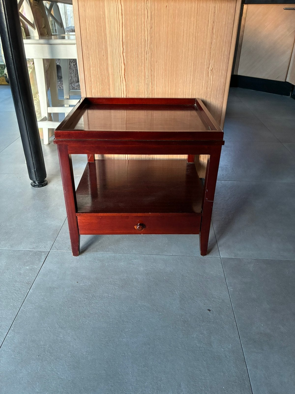 Klassieke Houten Bijzettafel / Nachtkastje met Lade en Plank, Ophalen of Verzenden