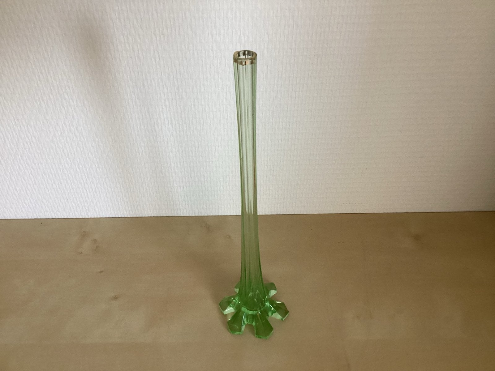 Uranium Soliflora Vaas - Lichtgevend Groen Glas, Ophalen of Verzenden