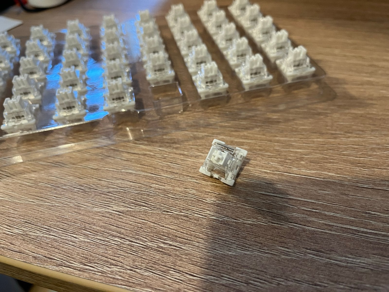 Yunzii white milk switches (79 stuks), Computers en Software, Toetsenborden, Ophalen of Verzenden, Zo goed als nieuw