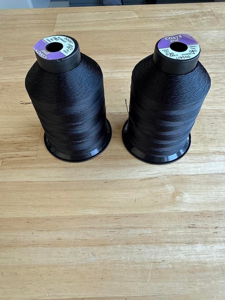 2 klossen Coats Gral 030 garen 1000m voor tenten/dekzeilen, Ophalen of Verzenden, Nieuw, Garen of Naald(en)