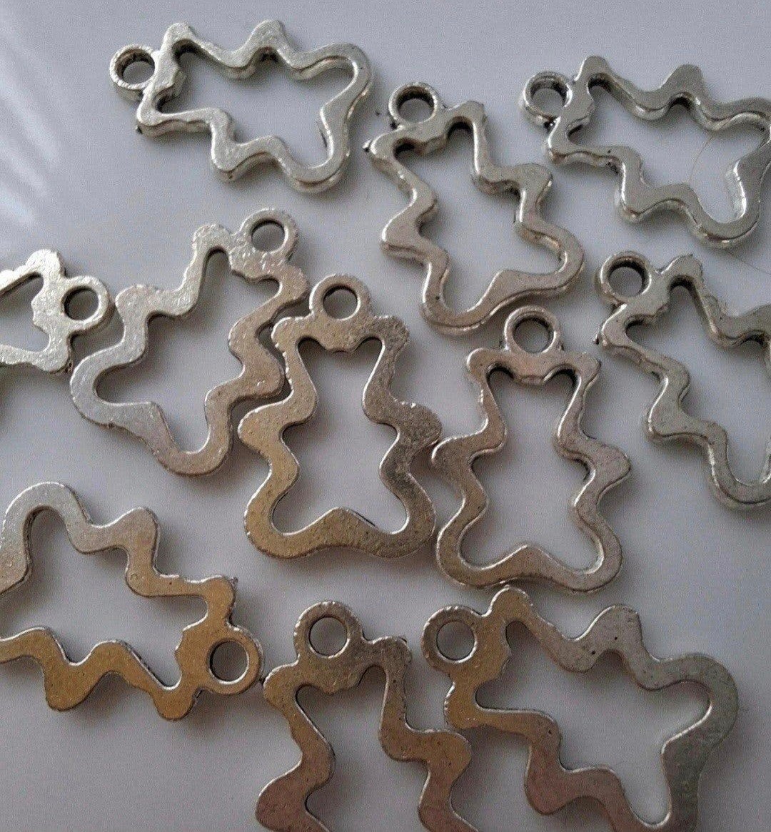 11 stuks bedels hangers metaal beer zilver grijs, Overige merken, Overige materialen, -, -