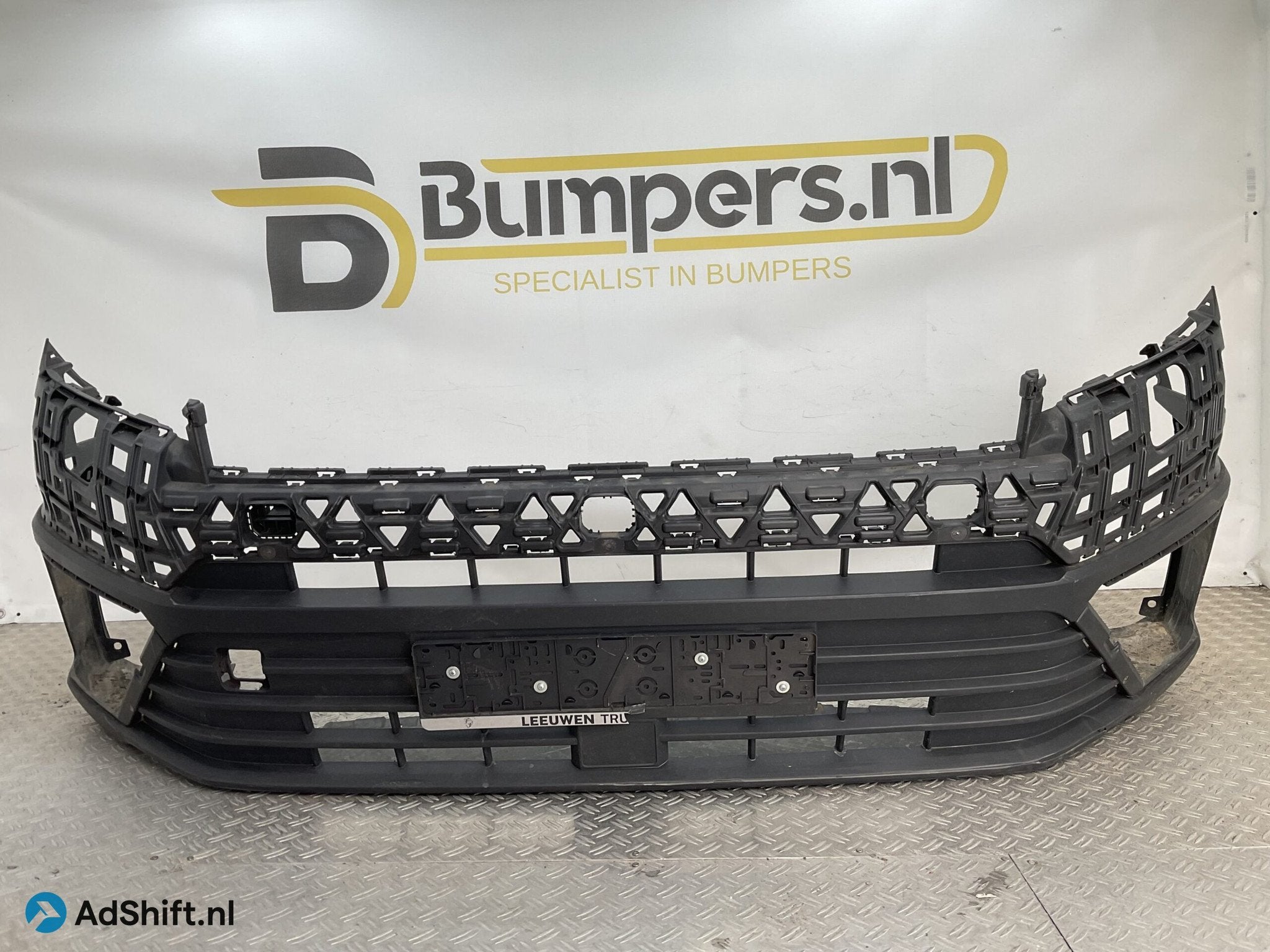 Bumper Volkswagen Crafter 7C0 17-22 7C0807221 Voorbumper C10, Bumper
