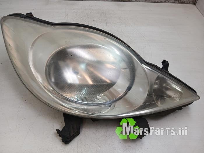 Koplamp rechts van een Peugeot 107