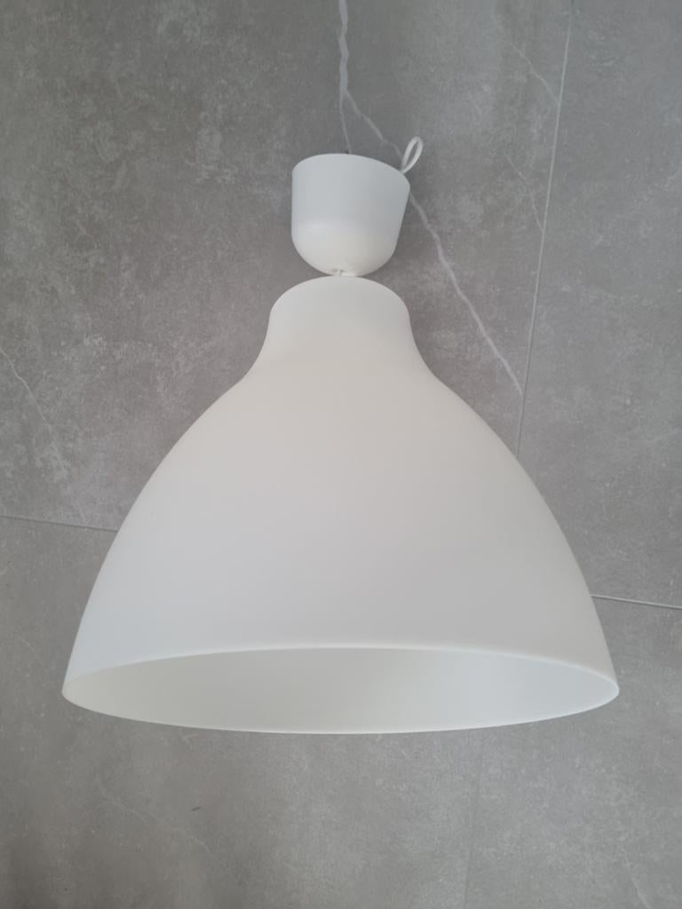 Witte hanglamp of plafondlamp kunsstof van Ikea, Ophalen, Zo goed als nieuw, Kunststof
