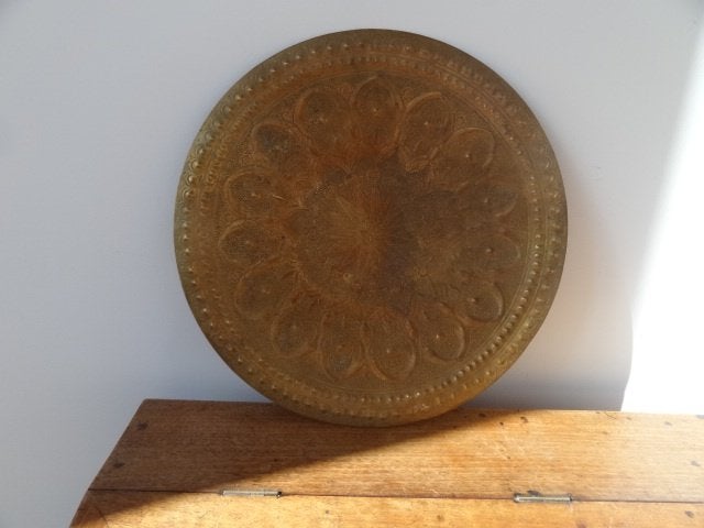 Rijk bewerkte koperen schaal, diameter 30 cm, gemerkt, Verzenden
