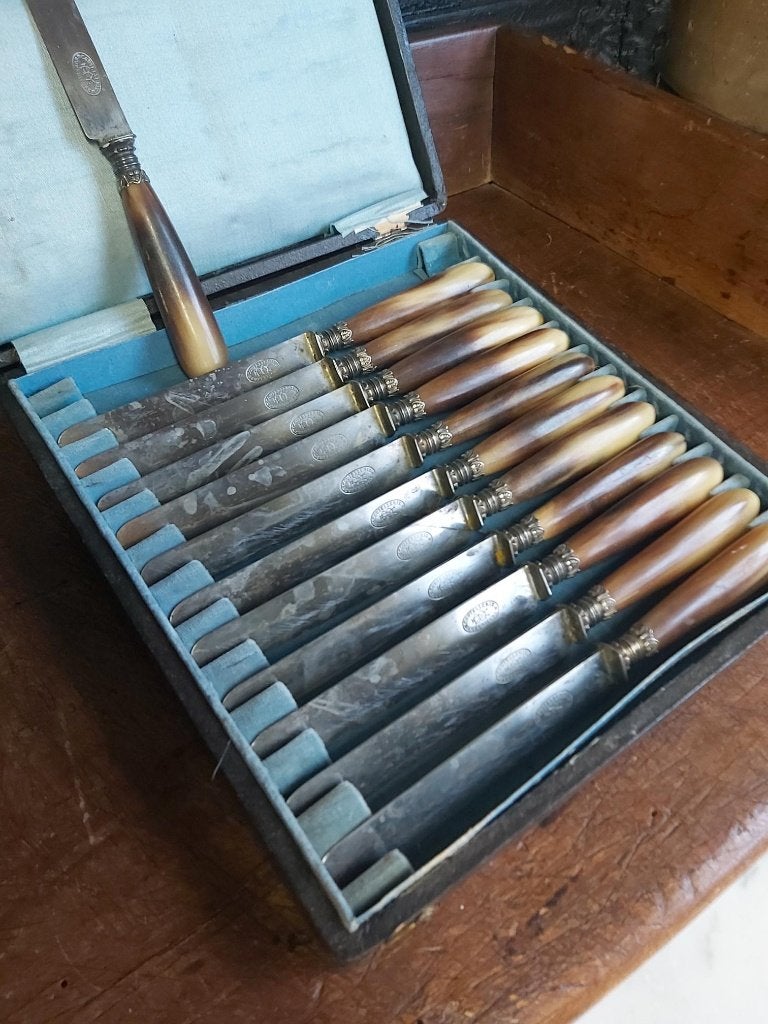 Set van 12 oude messen gemerkt Coutellerie Supérieure, Ophalen of Verzenden