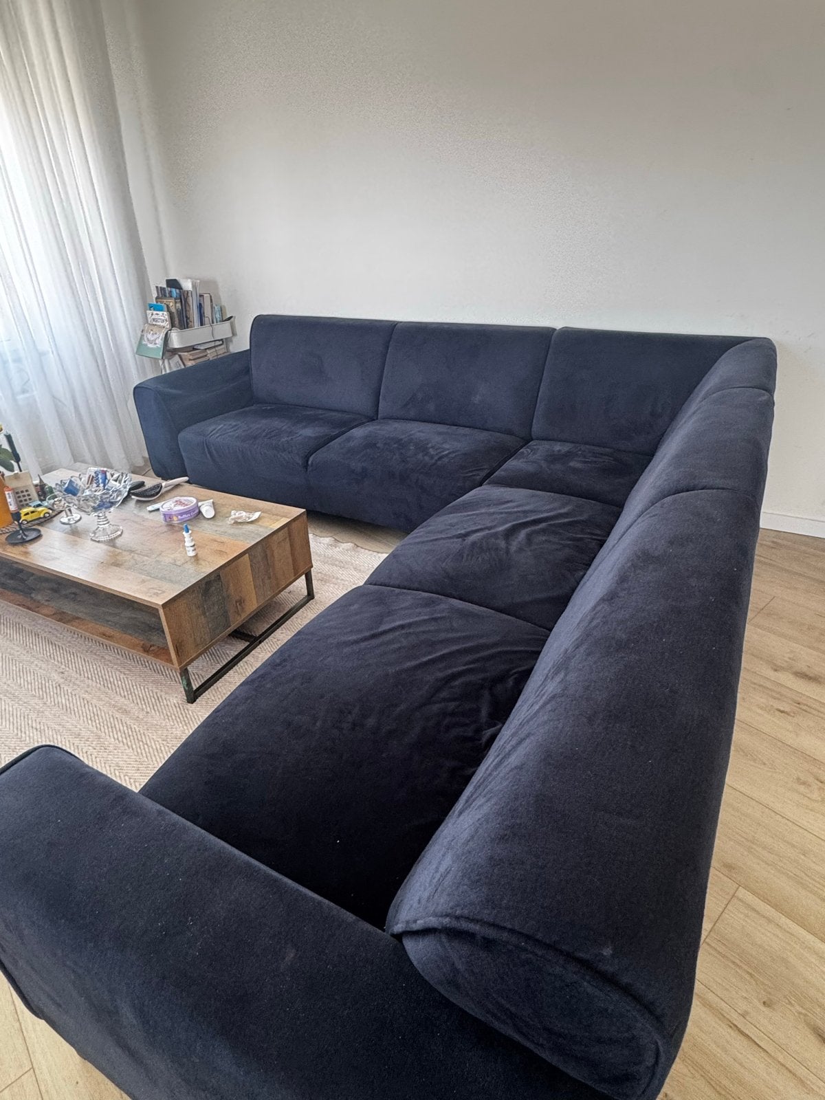 Comfortabele donkerblauwe hoekbank, Ophalen, Gebruikt, 100 tot 125 cm, Hoekbank
