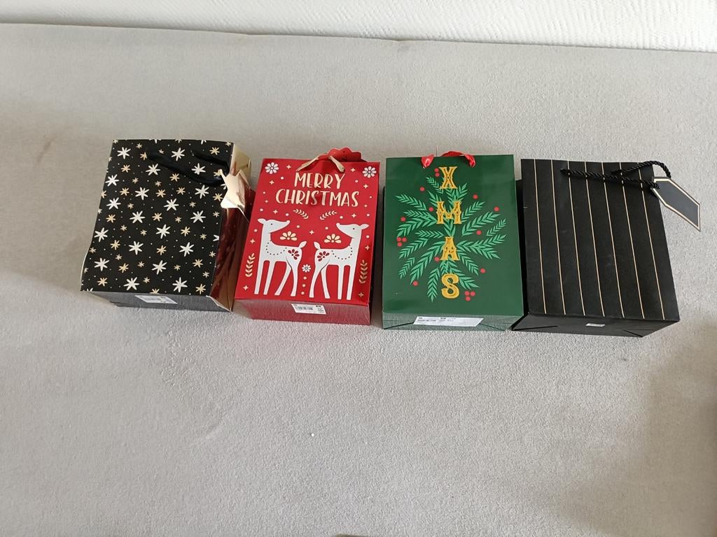 Kerstkado zakken, Ophalen, Nieuw