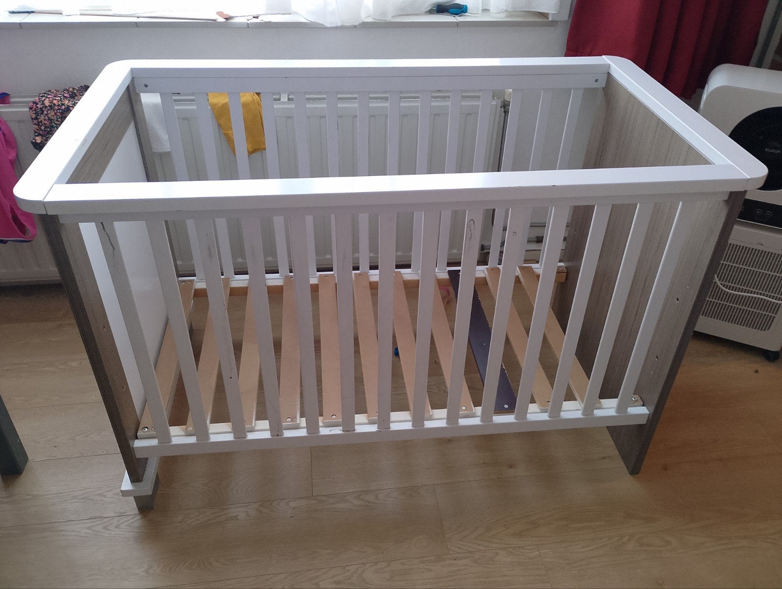 ledikant evt. met matras Gratis. 60x120, Ophalen, Gebruikt, Ledikant