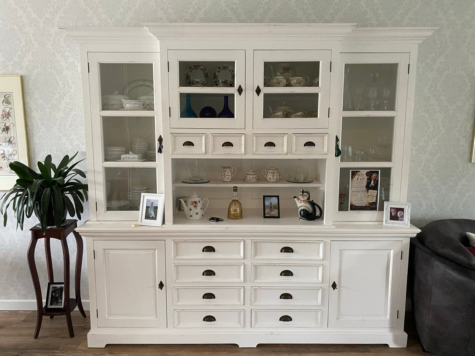 Grote witte buffetkast met vitrines en lades, Ophalen, Gebruikt, 200 cm of meer, Met lade(s)