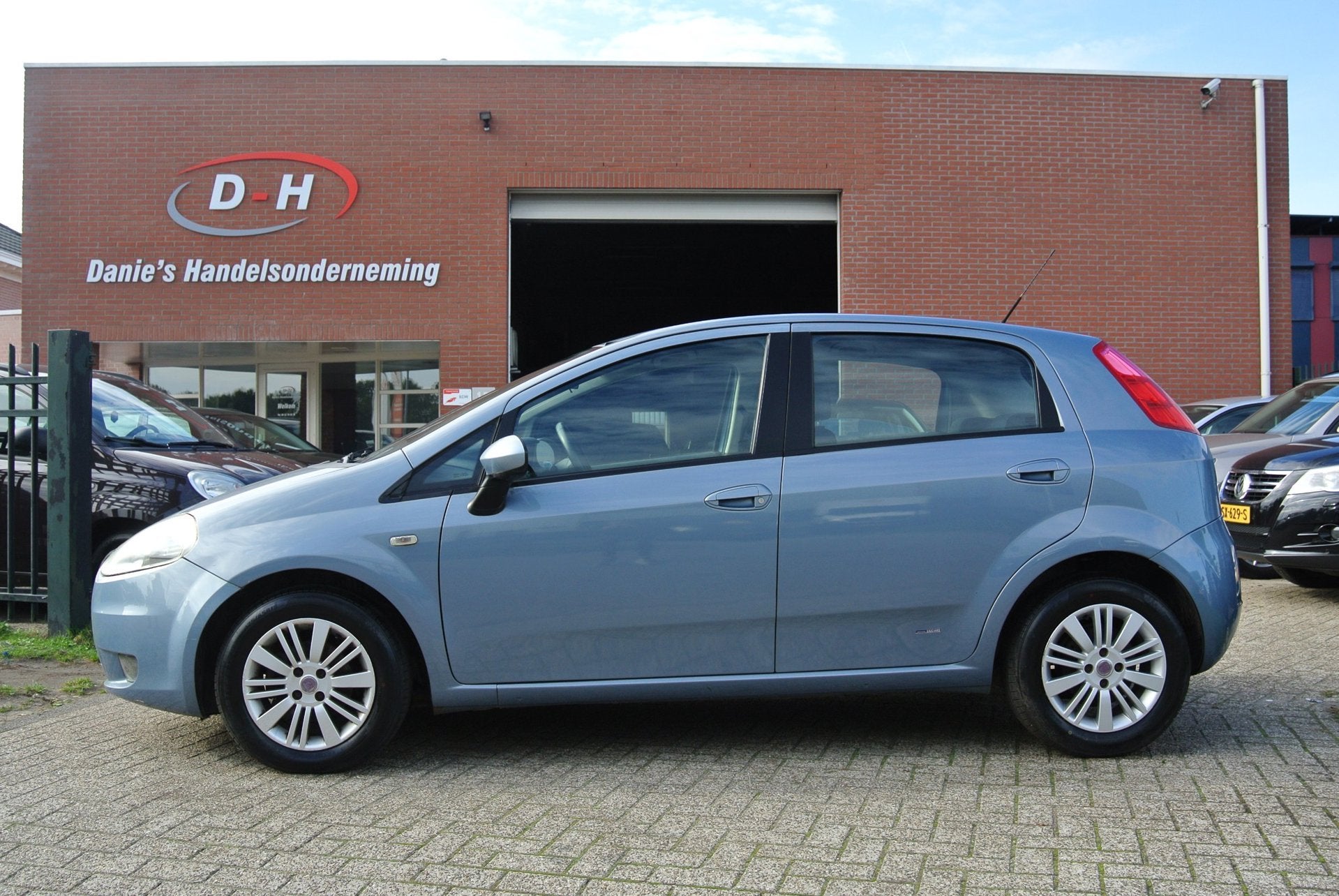 Fiat Grande Punto 1.4 Edizione Lusso airco nieuwe apk inruil, Auto's, Voorwielaandrijving, 4 cilinders, Grande Punto, Origineel Nederlands