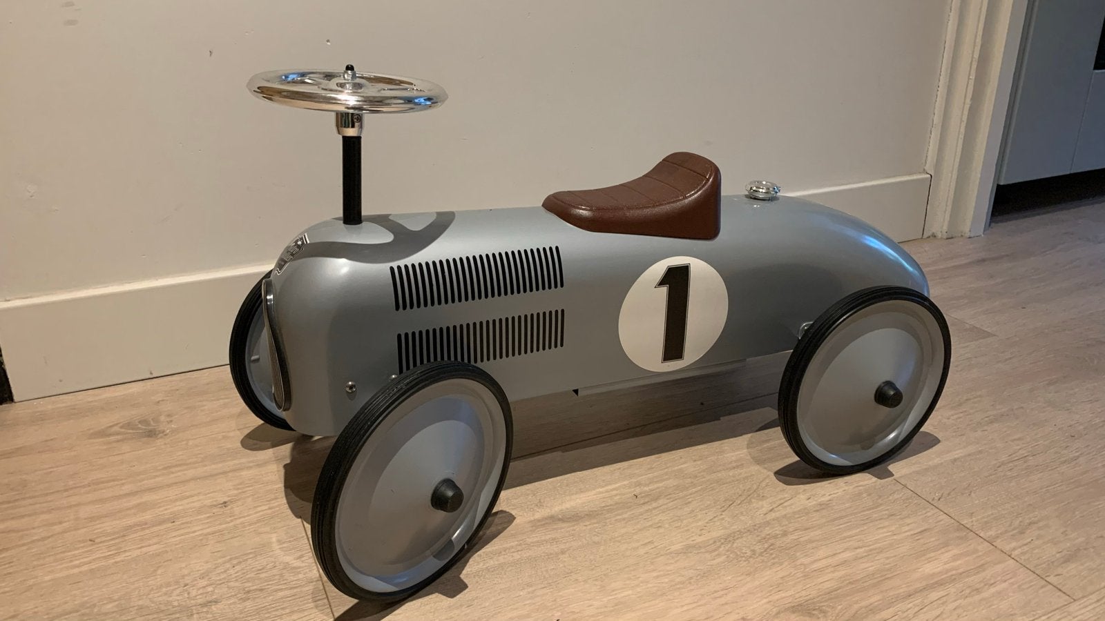 Retro Roller Jean Loopauto - Speelplezier en Woonaccessoire, Ophalen, Zo goed als nieuw, Loopvoertuig
