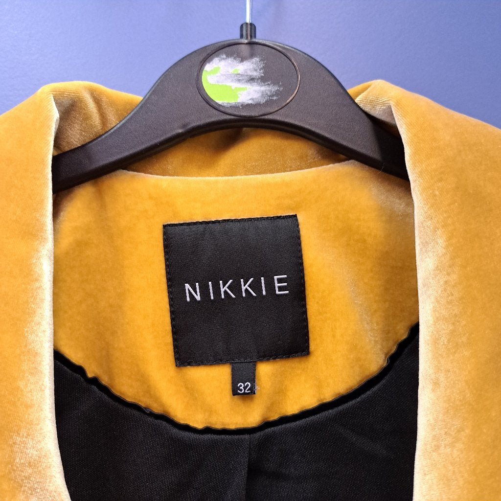 Nikkie blazer mosterdgeel/ goud fluweel maat XXS-164 50076, Kleding | Dames, ., Geel, Nikkie, Ophalen of Verzenden