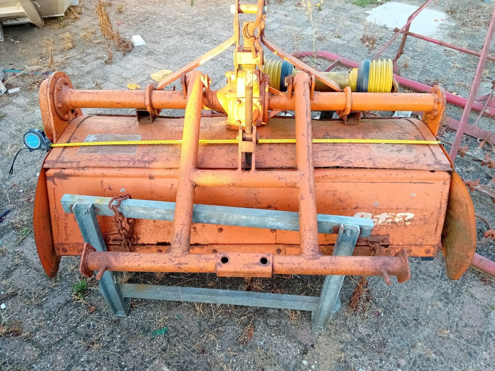 Frees op hefinrichting 130 cm breed incl. aftakas, Ophalen