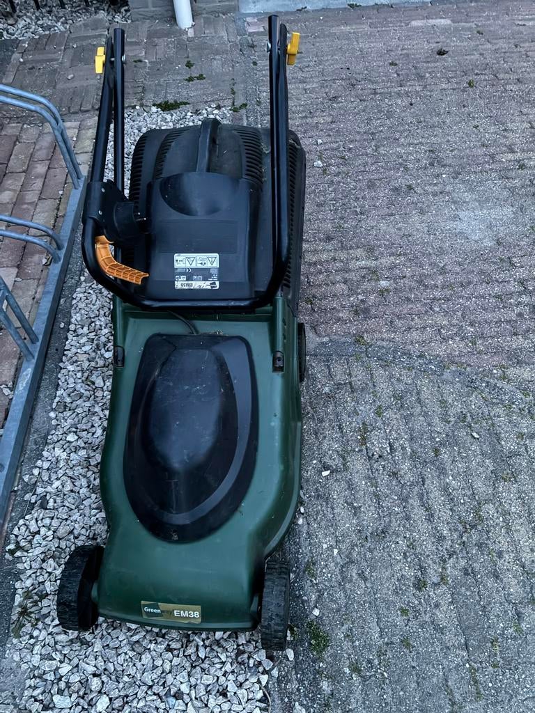 Greenway EM38 1300W Elektrische Grasmaaier, Tuin en Terras, Grasmaaiers, Ophalen, Cirkelmaaier, Gebruikt, Elektrische grasmaaier