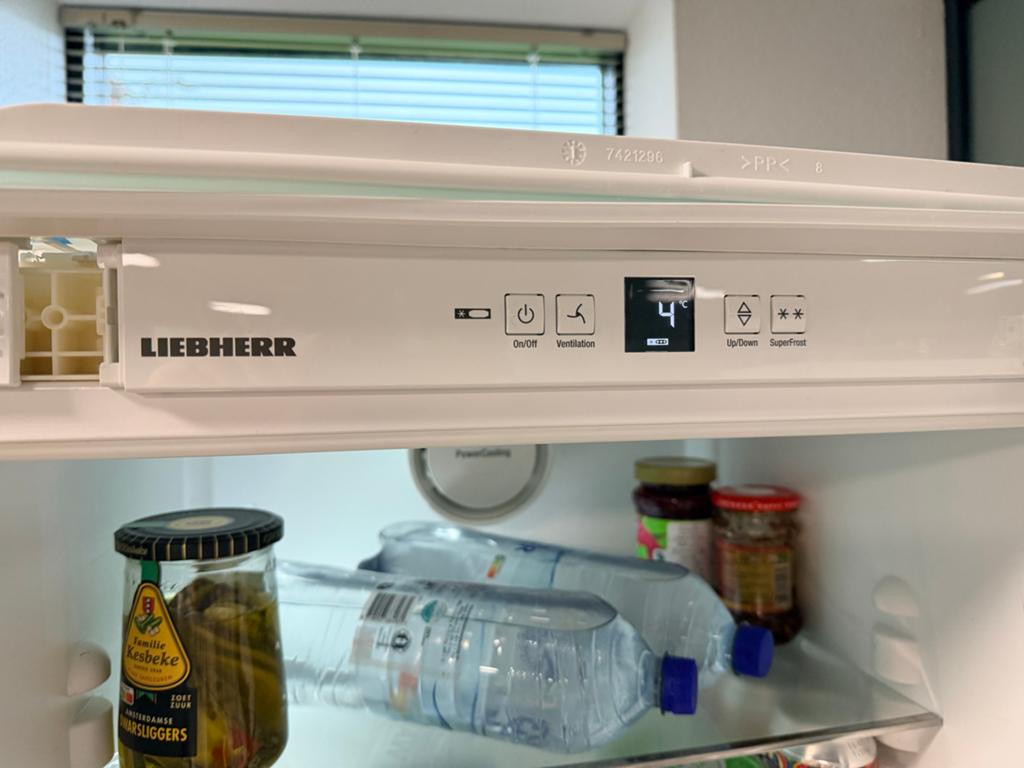 Liebherr inbouw koel-vriescombinatie 176 cm deur op deur, Ophalen, 200 liter of meer, Met aparte vriezer, 160 cm of meer