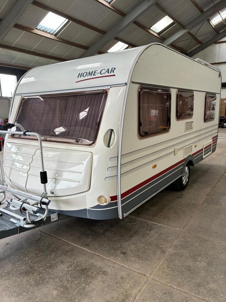 Nette Home Car caravan uit 2003 met Ventura voortent, Caravans en Kamperen, Caravans, Home-car, Rondzit, Uitbouw voortent, Particulier