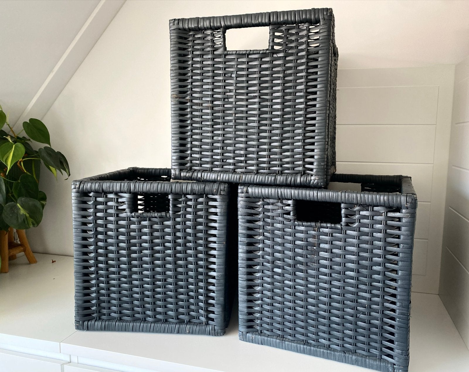 BRANÄS Mand,  3x Donkergrijze Opbergmanden, Kunststof, Gebruikt, 50 tot 100 cm, Ophalen of Verzenden
