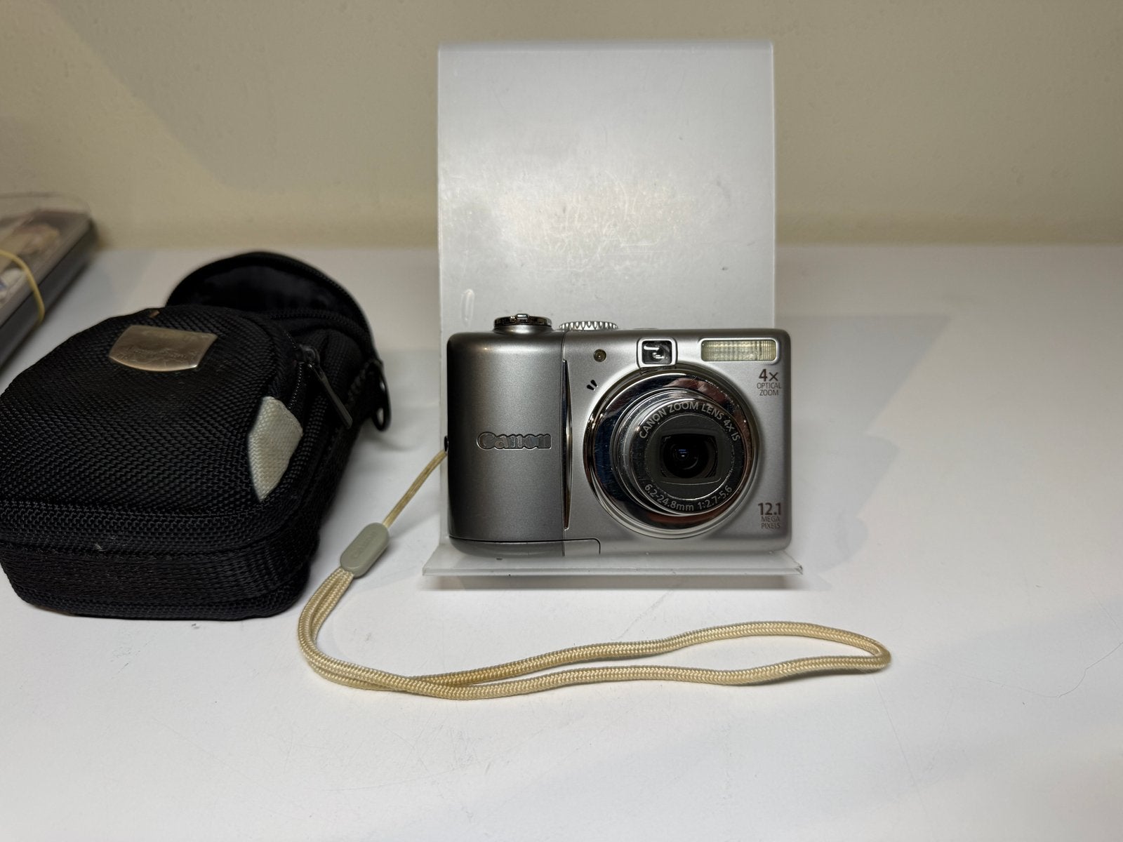 Canon PowerShot A1100 IS Compactcamera - 12.1 MP, 4x Zoom, Gebruikt, Canon, Beeldstabilisatie, Ophalen of Verzenden