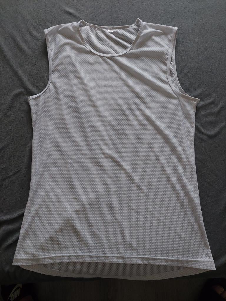 Santic en 21 virage  3x sportshirts mouwloos - maat M en L, Fitness, Maat 48/50 (M), Wit, Ophalen of Verzenden