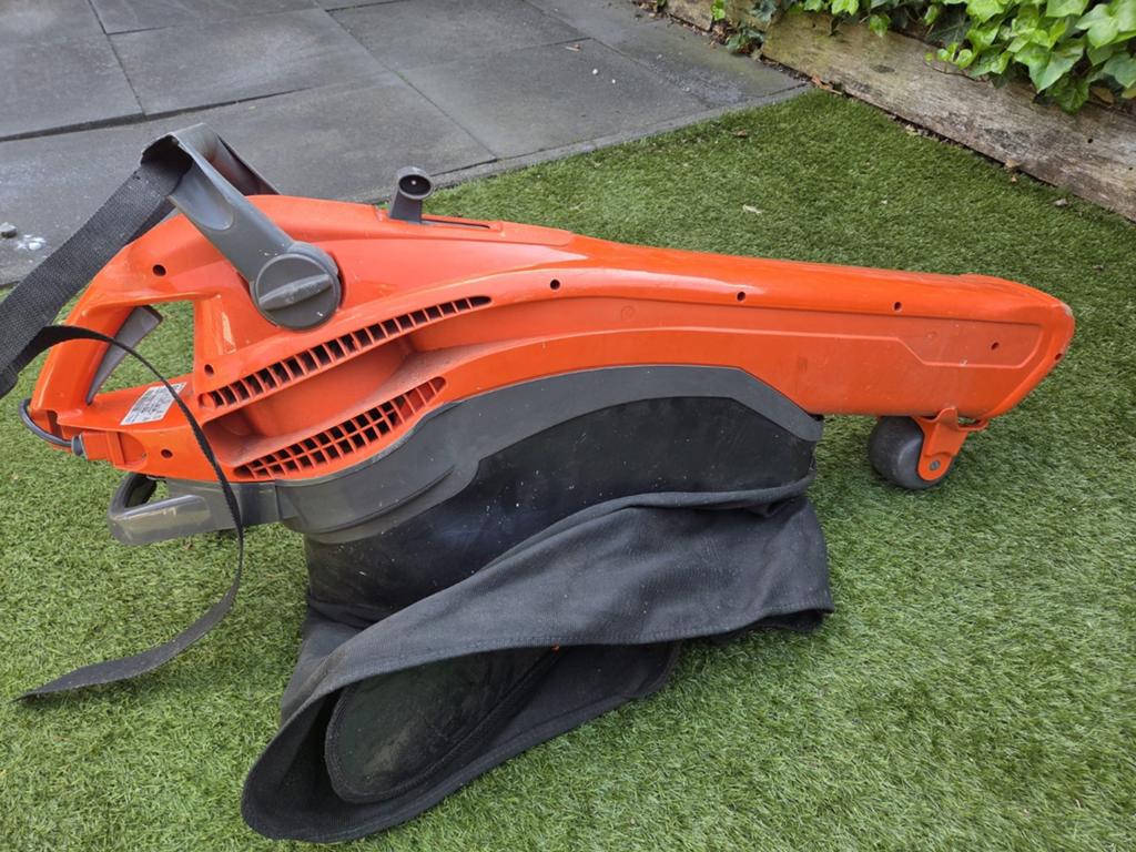 Flymo Gardenvac 2200 Plus Bladblazer/Bladzuiger, Gebruikt, Ophalen of Verzenden, Flymo, Elektrisch