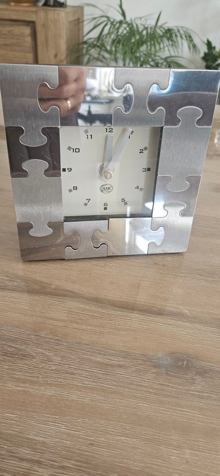AMC Tafelklok Puzzel Design, Ophalen of Verzenden, Gebruikt