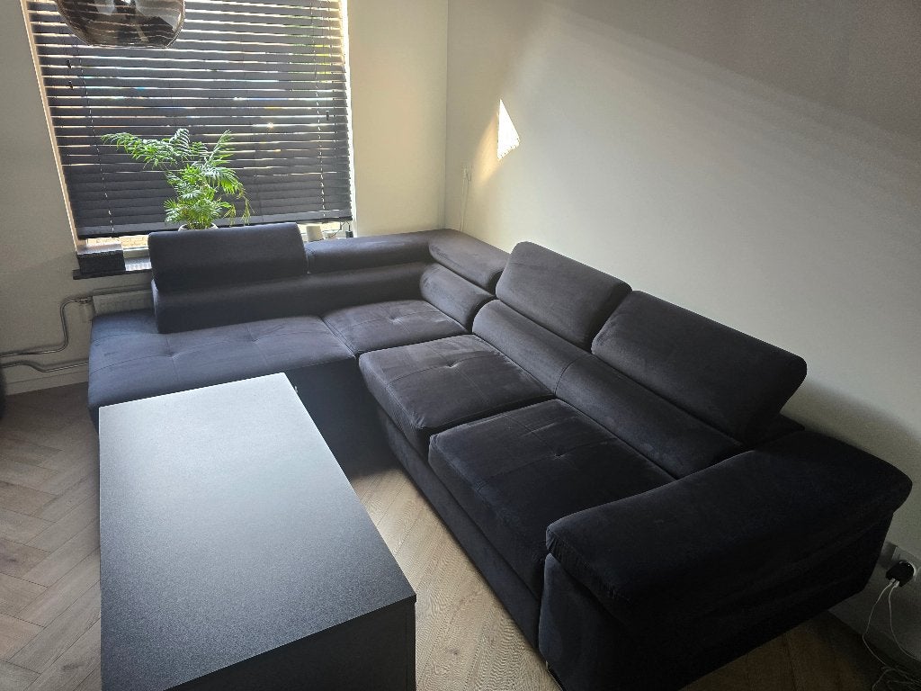 Hoekbank Slaapfunctie, Ophalen, Zo goed als nieuw, Vierpersoons of meer, 250 tot 300 cm