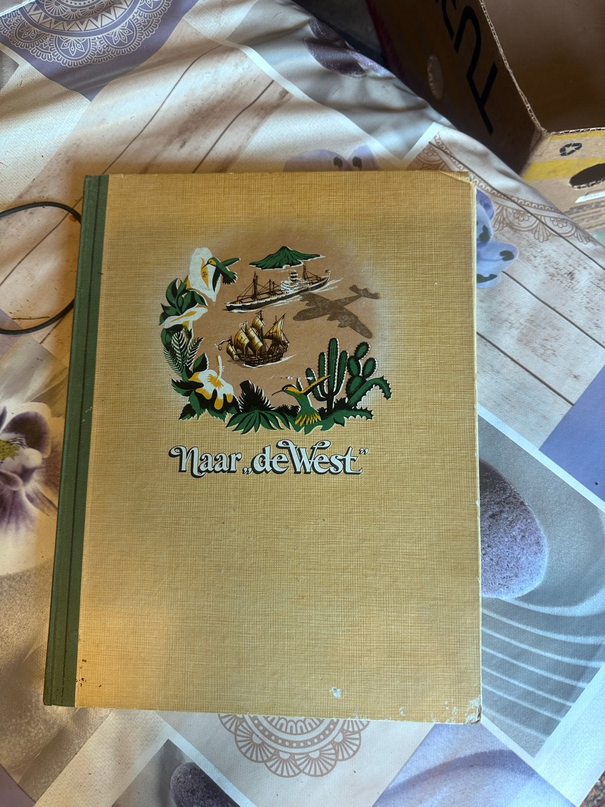 Naar de West - Douwe Egberts Reisboek (Vintage), Reisgids of -boek, Gelezen, Overige merken, Midden-Amerika