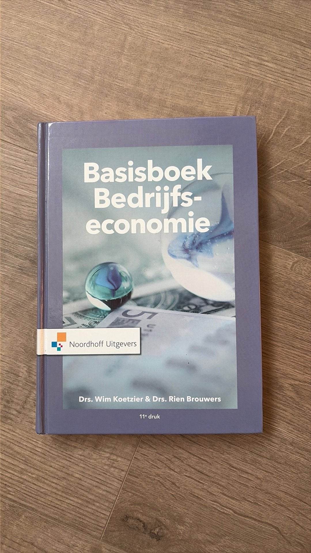 Wim Koetzier - Basisboek Bedrijfseconomie, Wim Koetzier; Rien Brouwers, Ophalen of Verzenden, Zo goed als nieuw, Economie en Marketing