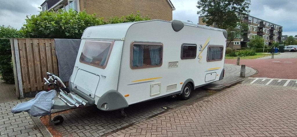 Knaus Südwind 500 (Cheers) luifel, voortent & mover, Omvormbare zithoek, Rondzit, Particulier, 5 tot 6 meter
